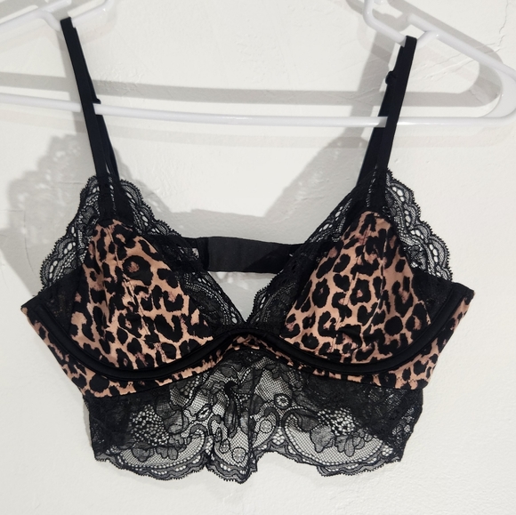 Victoria's Secret Other - Women's Victoria's Secret Sexy Lace Bralette Size S Black and Leapord print